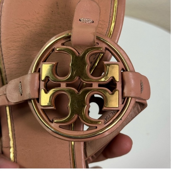 Tory Burch Miller Sandals (light makeup and Gold) size 7.5M - Picture 3 of 11